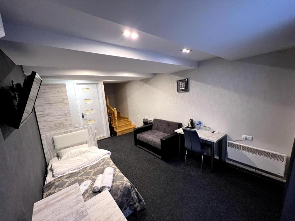 Elno Hotel Tbilisi Eksteriør billede
