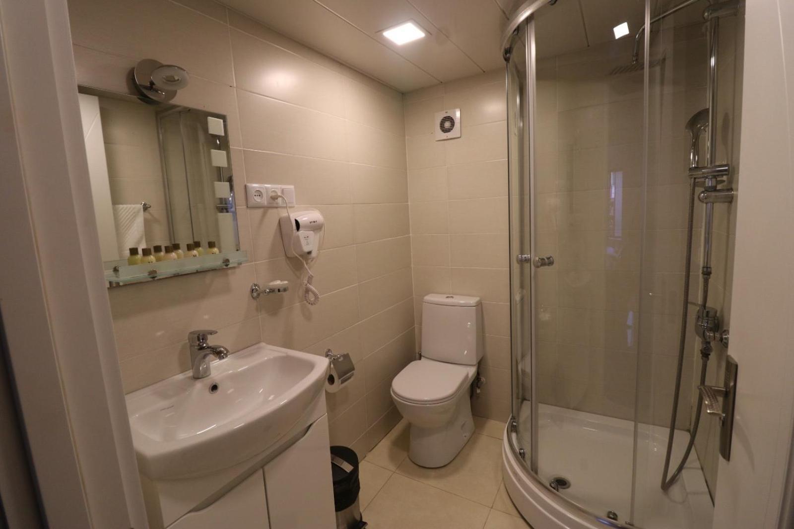 Elno Hotel Tbilisi Eksteriør billede