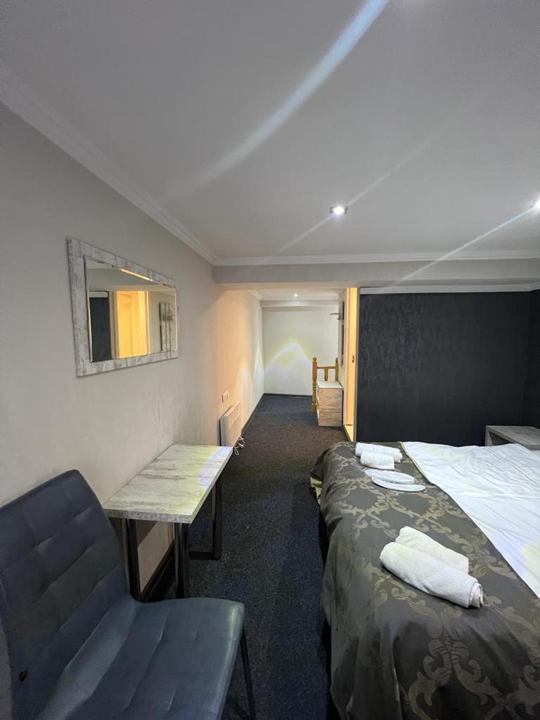 Elno Hotel Tbilisi Værelse billede